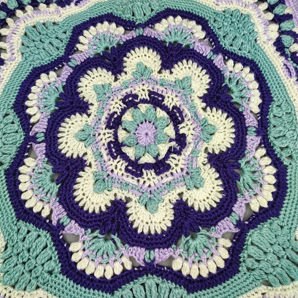 Vintage Handmade Crochet Baby Blanket Purple Blue 3-D Floral Design 32